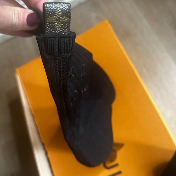 louis Vuitton boots - Picture 6 of 6